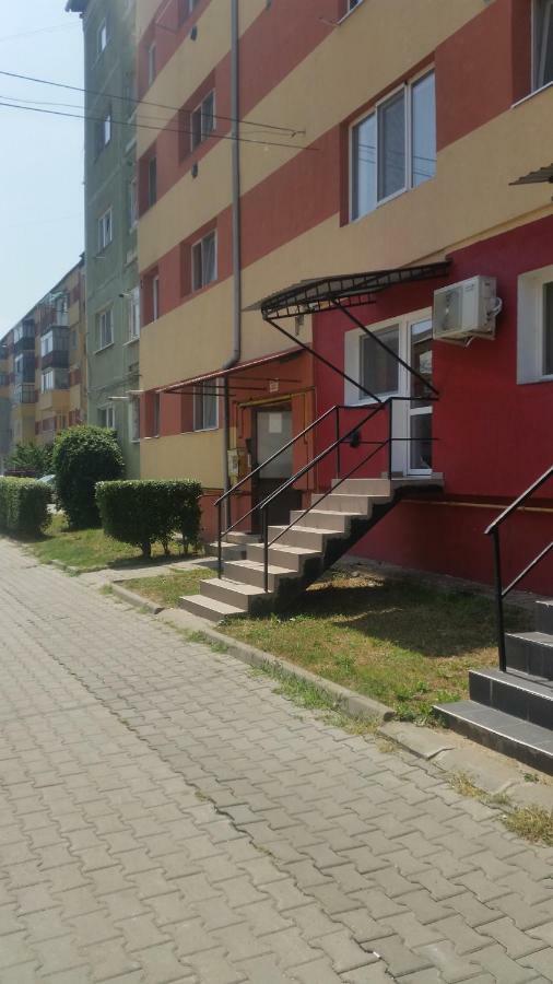 Sfanta Ecaterina - Garsoniera Alba Iulia Apartment Екстериор снимка